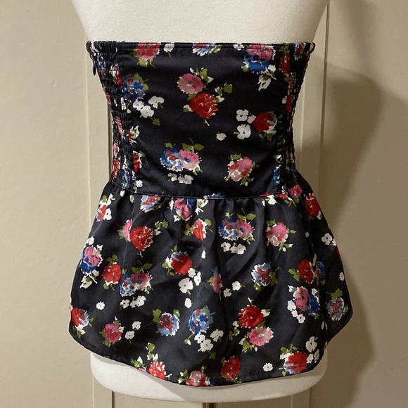 NWOT American Eagle Outfitters Navy Blue Floral Strapless Peplum Top, Size Small - Picture 5 of 8